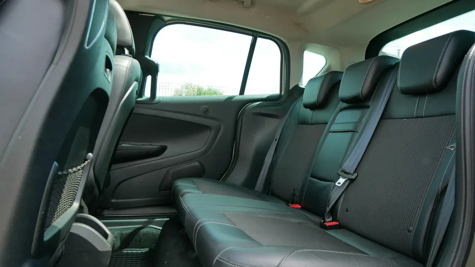 FORD B-MAX -