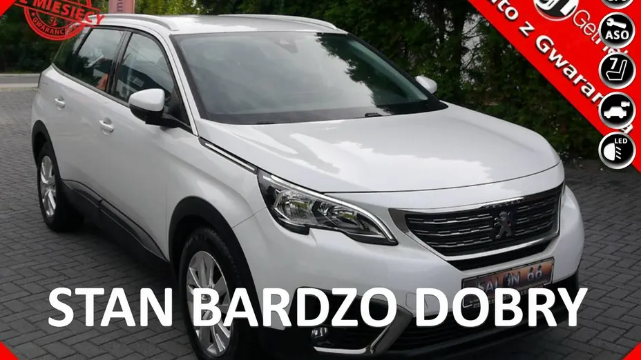 PEUGEOT 5008 -
