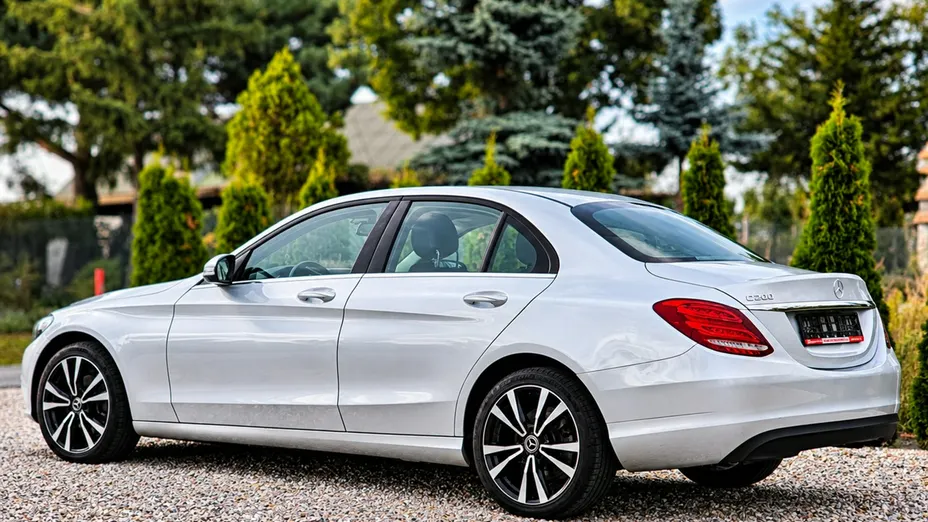 MERCEDES-BENZ C Klasa -