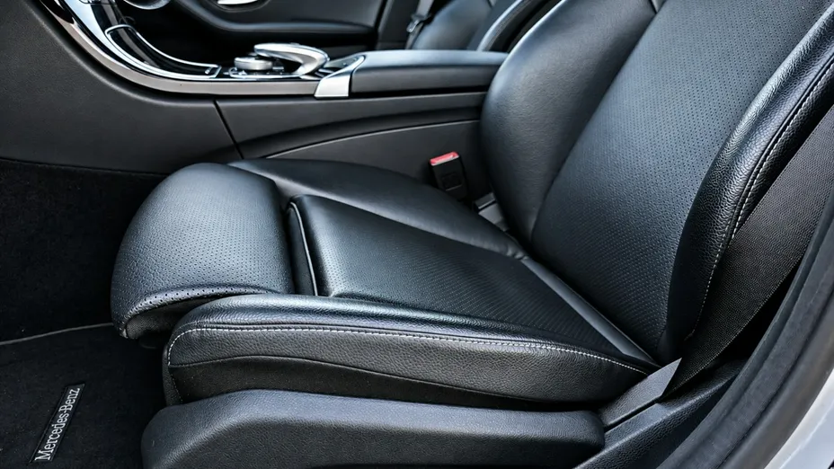 MERCEDES-BENZ C Klasa -