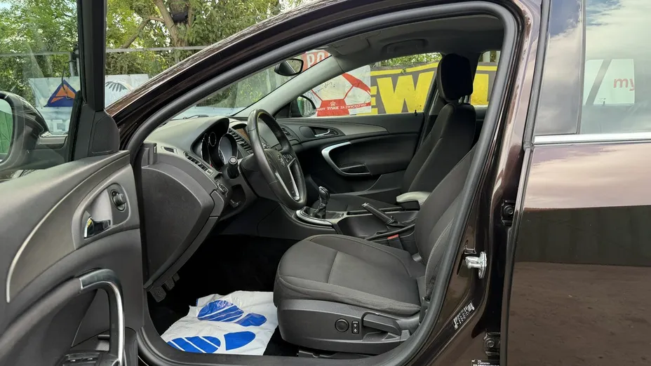 OPEL Insignia -