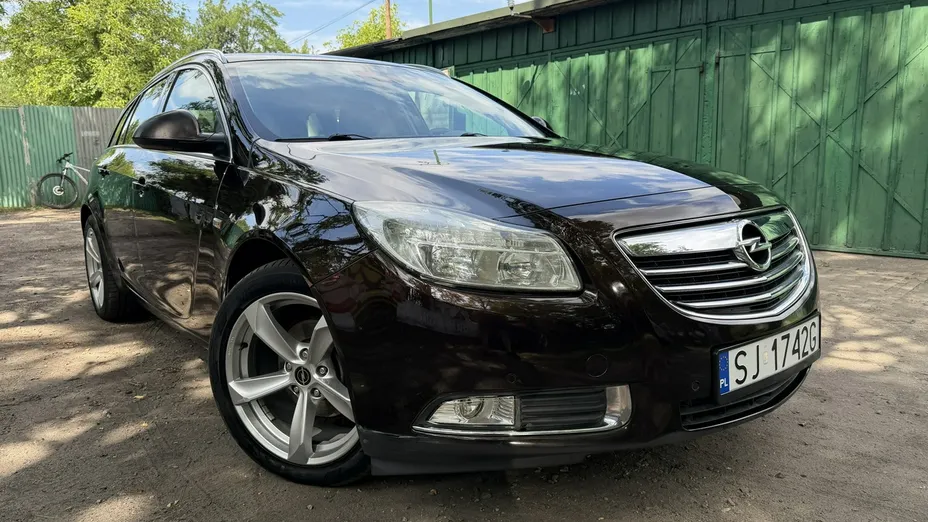 OPEL Insignia -
