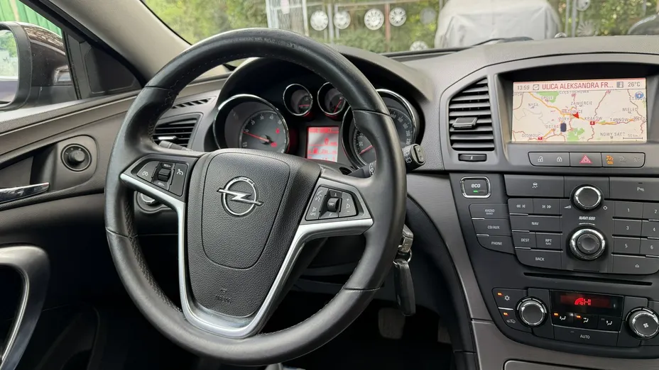 OPEL Insignia -