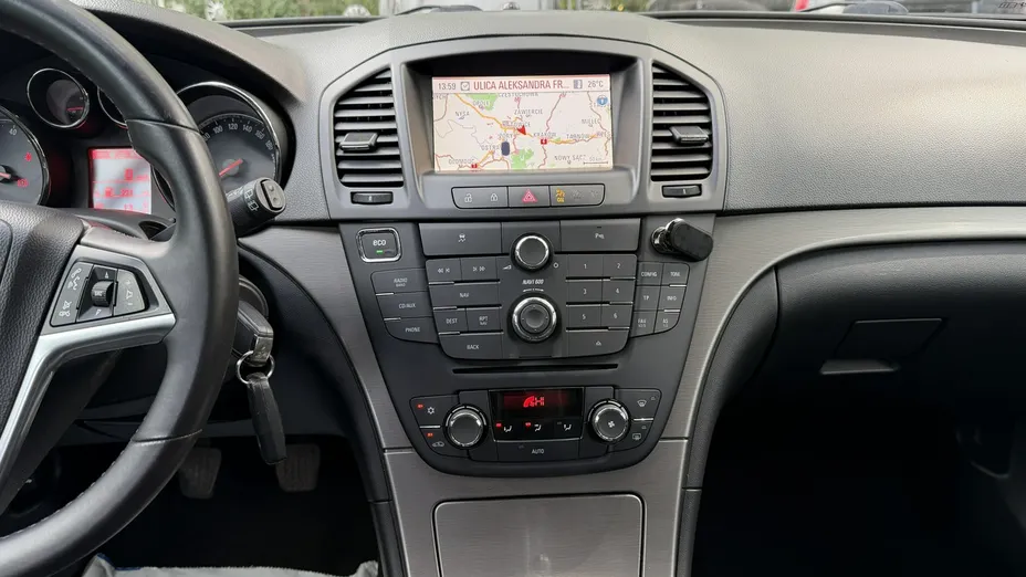OPEL Insignia -