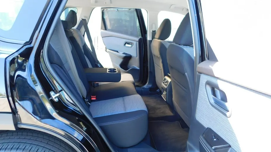 NISSAN X-Trail -