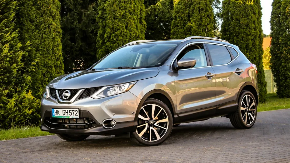 NISSAN Qashqai -