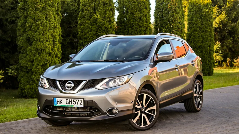NISSAN Qashqai -