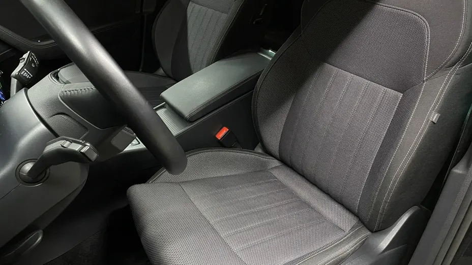 SKODA Superb -