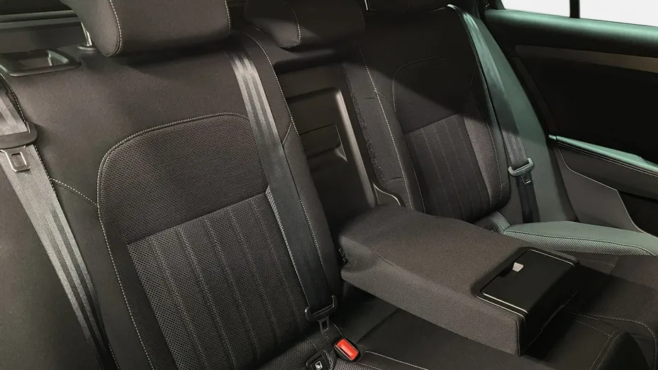 SKODA Superb -