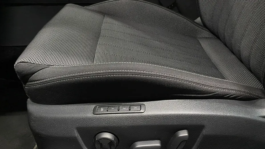 SKODA Superb -