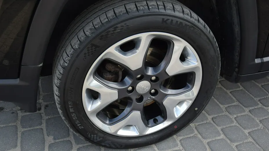 JEEP Compass -