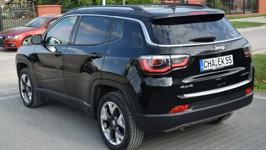 JEEP Compass -