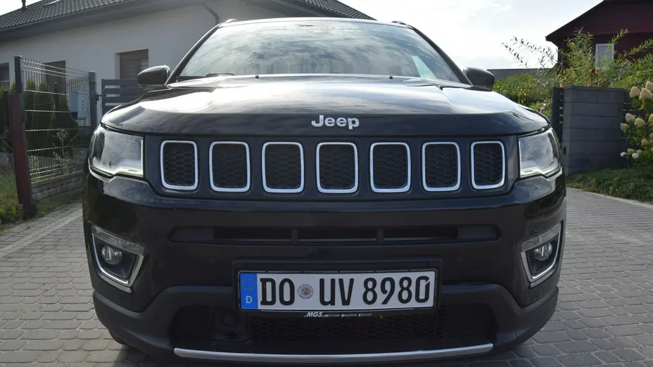 JEEP Compass -