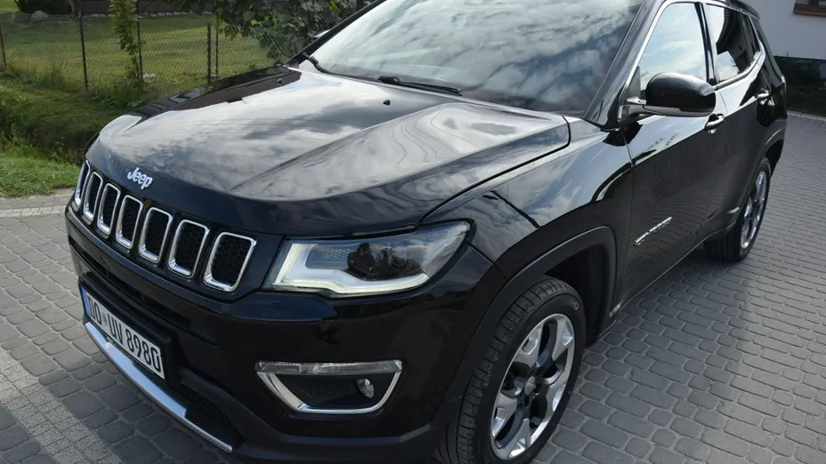 JEEP Compass -