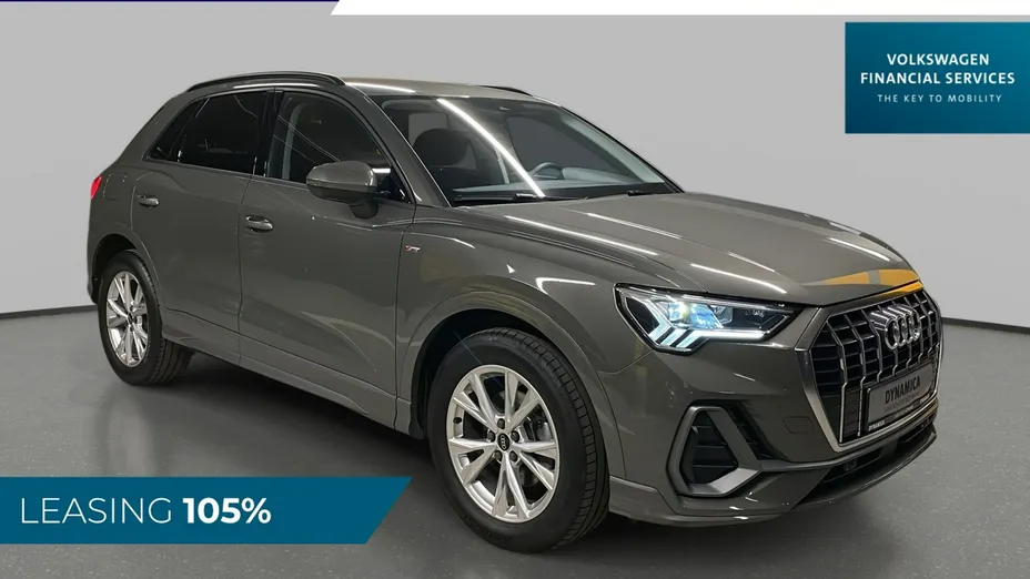 AUDI Q3 -