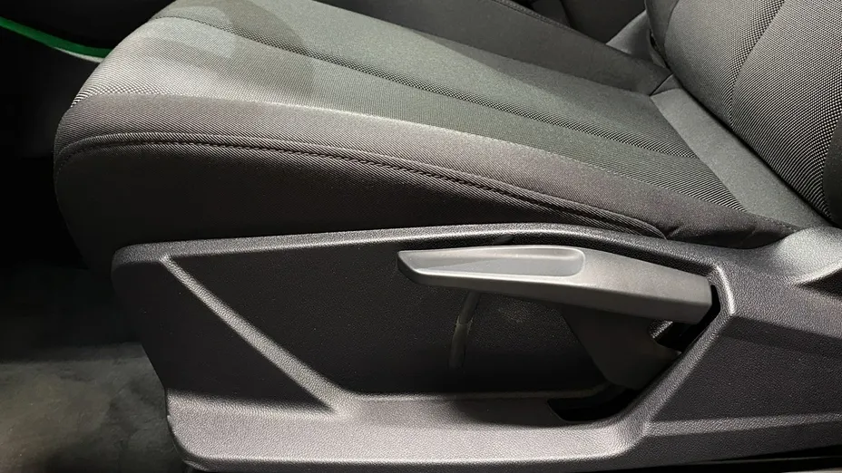AUDI Q3 -
