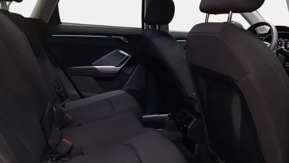 AUDI Q3 -
