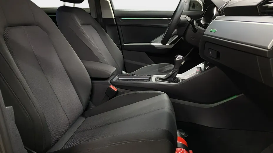 AUDI Q3 -