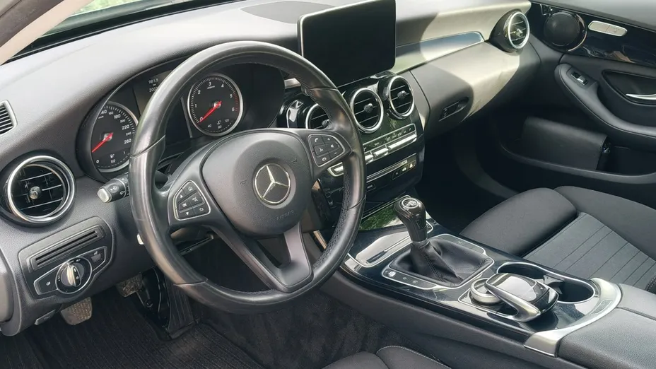 MERCEDES-BENZ C Klasa -
