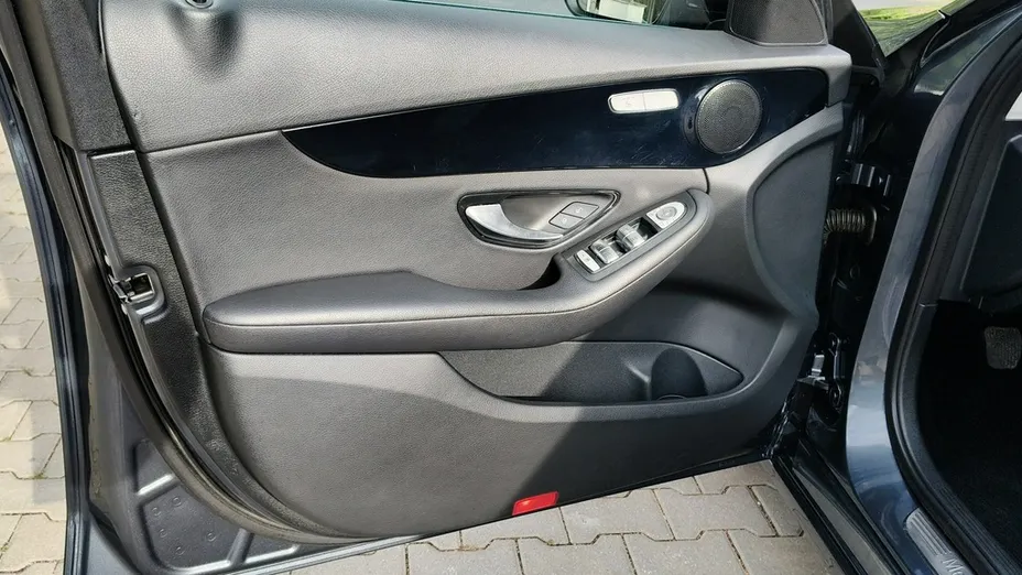 MERCEDES-BENZ C Klasa -