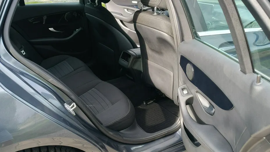 MERCEDES-BENZ C Klasa -