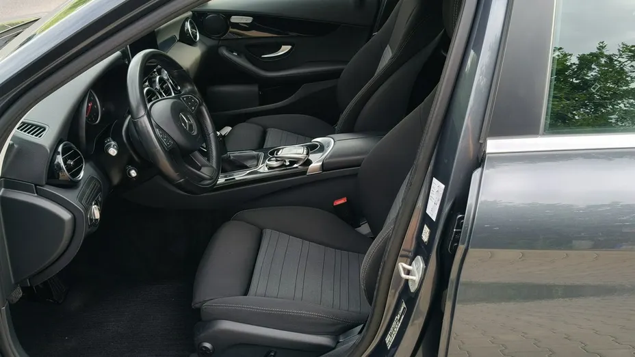 MERCEDES-BENZ C Klasa -