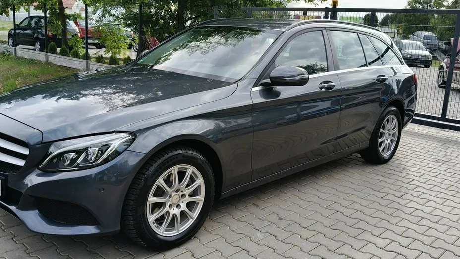 MERCEDES-BENZ C Klasa -