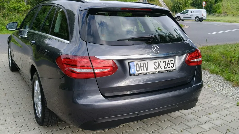 MERCEDES-BENZ C Klasa -