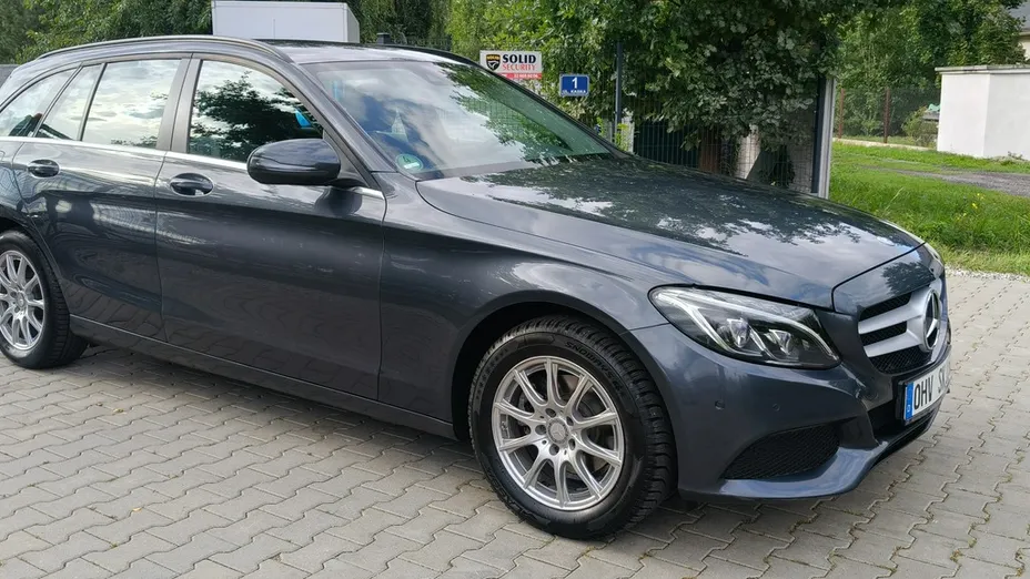 MERCEDES-BENZ C Klasa -
