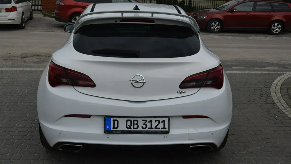 OPEL Astra -