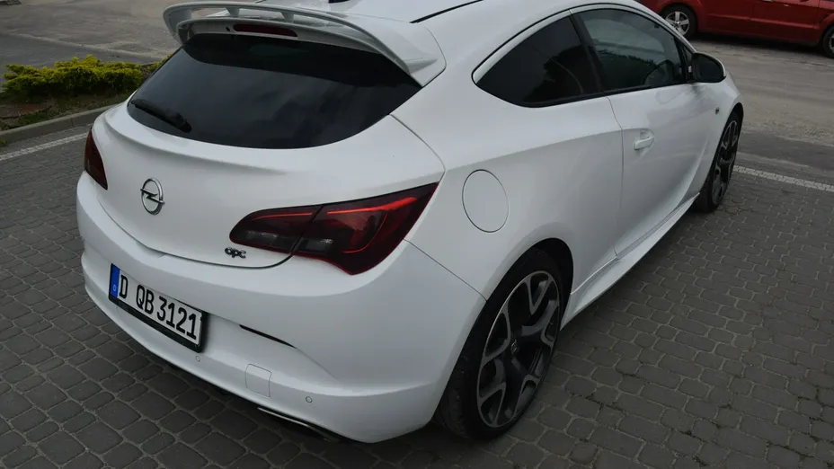 OPEL Astra -