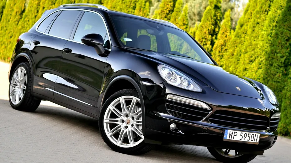 PORSCHE Cayenne -