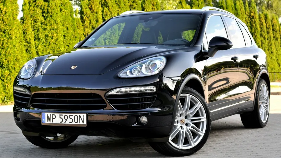 PORSCHE Cayenne -