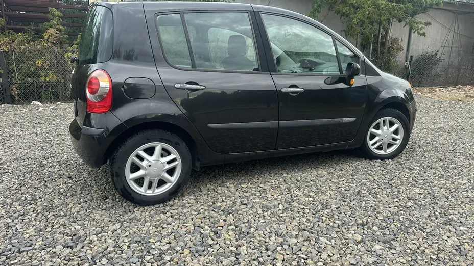 RENAULT Modus -