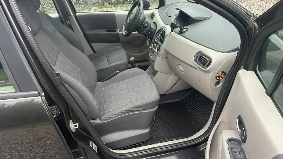 RENAULT Modus -