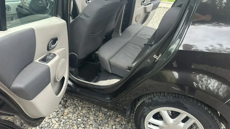 RENAULT Modus -