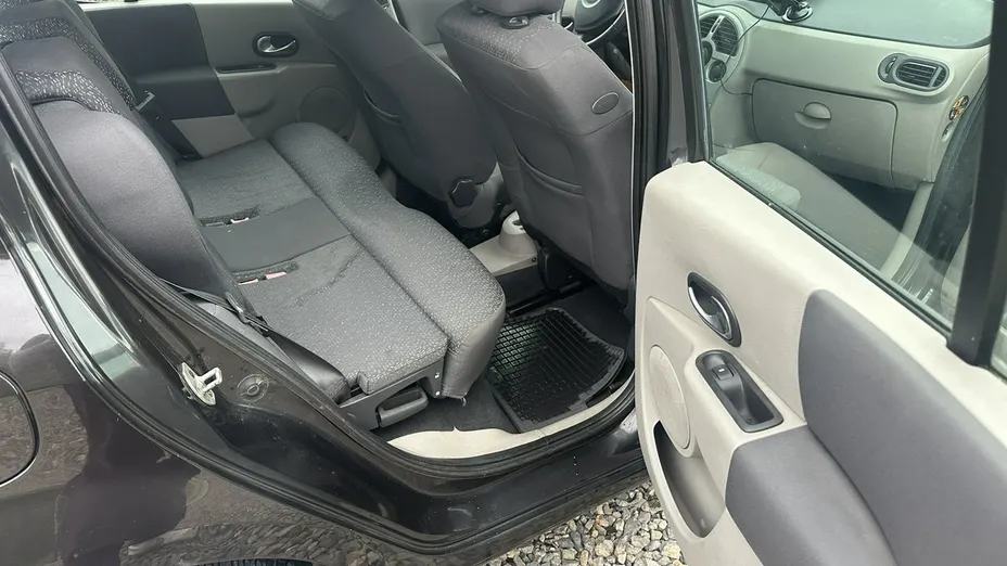 RENAULT Modus -