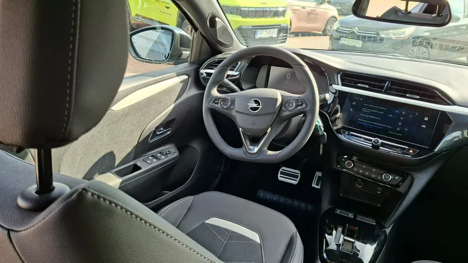 OPEL Corsa -