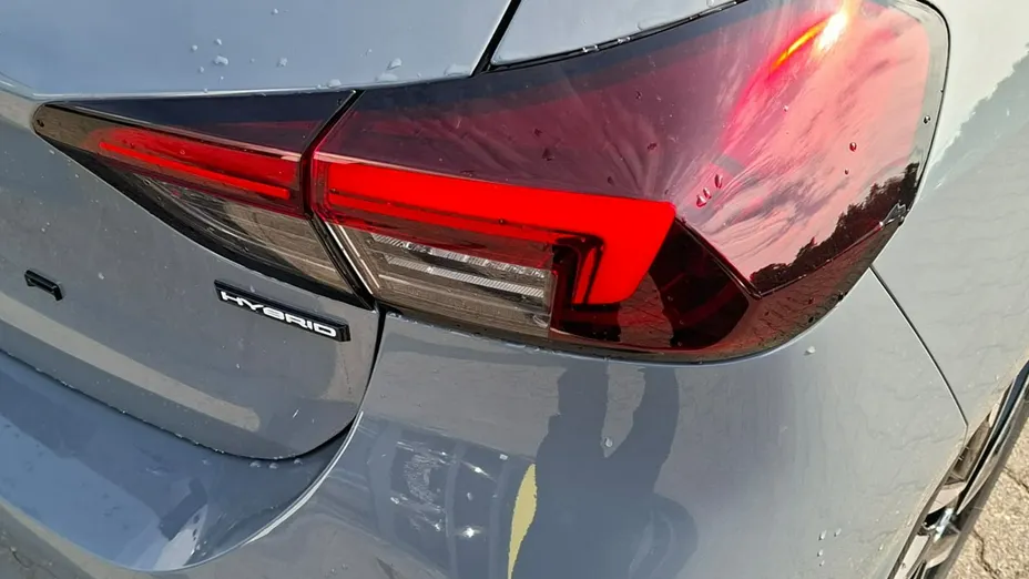 OPEL Corsa -