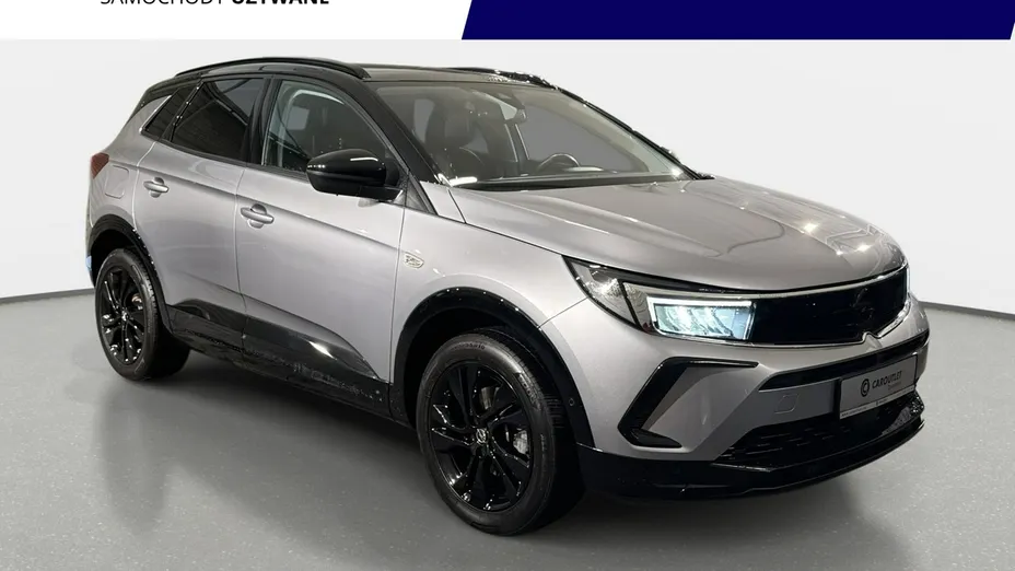 OPEL Grandland X -