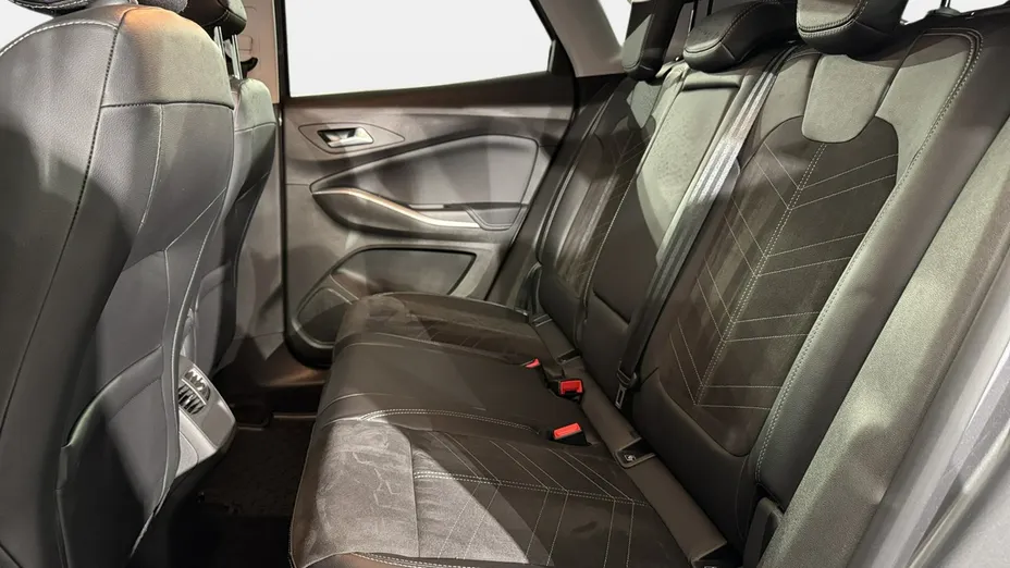 OPEL Grandland X -