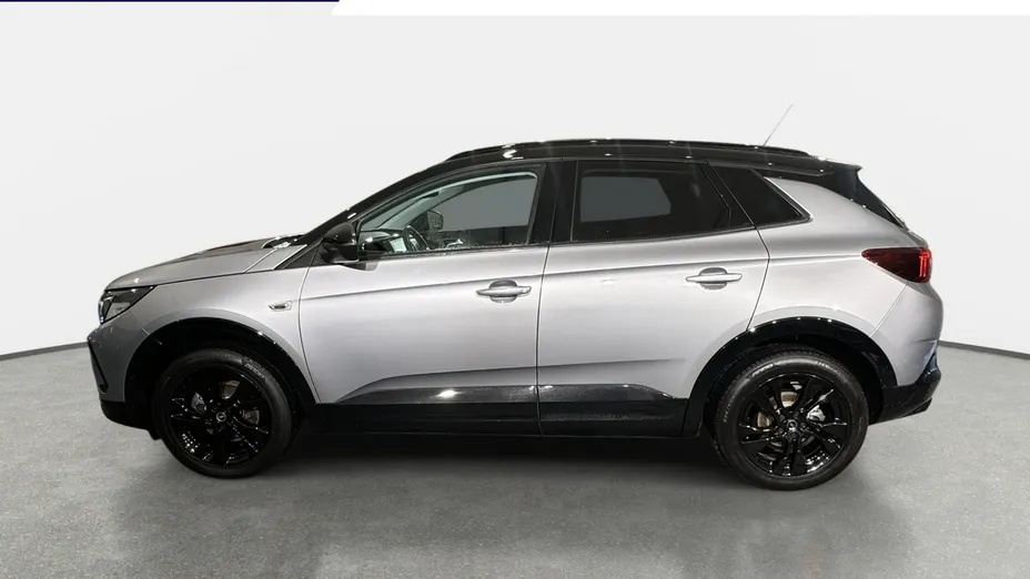 OPEL Grandland X -