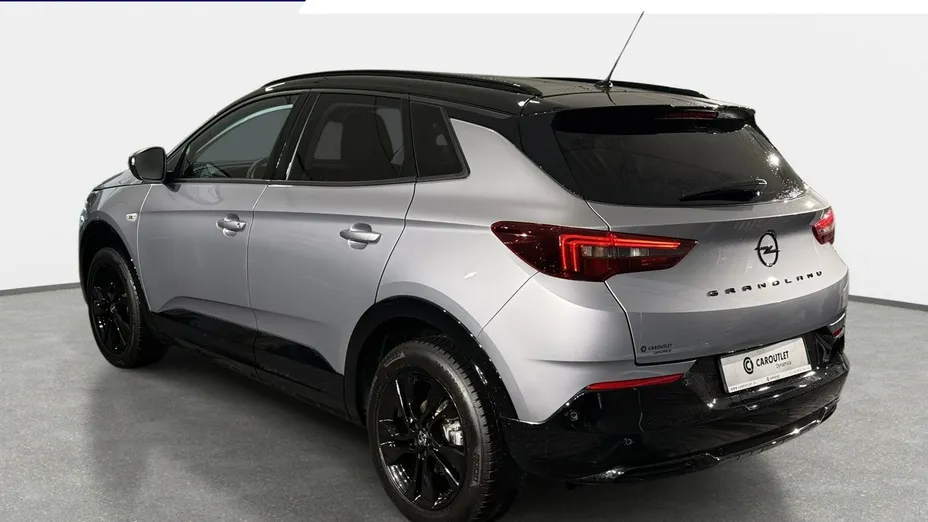 OPEL Grandland X -