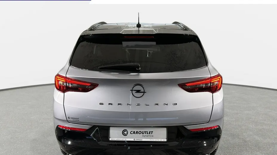 OPEL Grandland X -