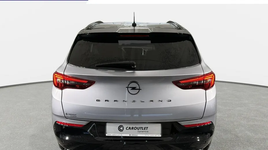 OPEL Grandland X -