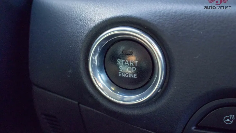 MAZDA CX-5 -
