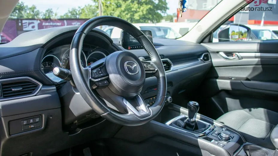 MAZDA CX-5 -