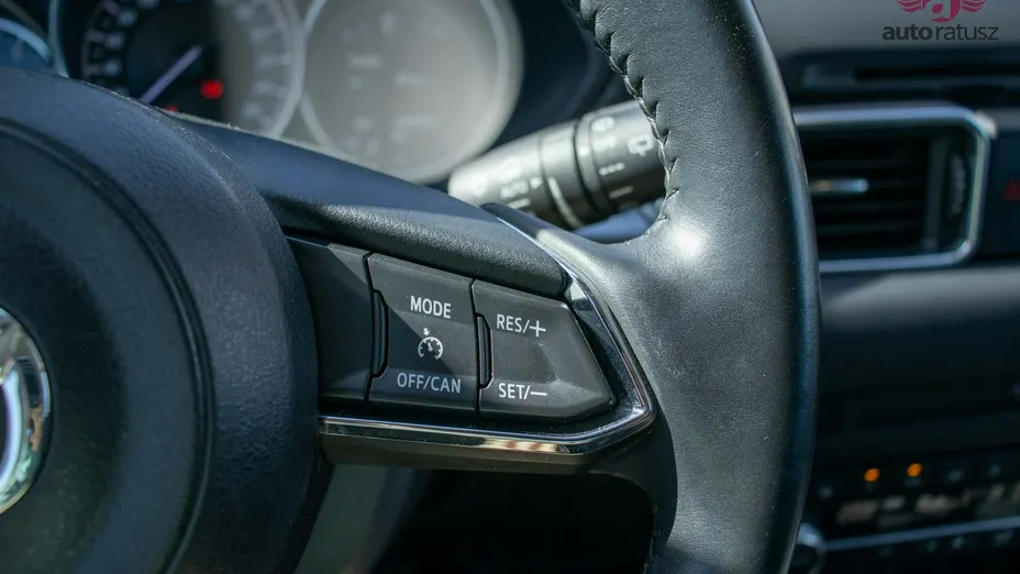 MAZDA CX-5 -
