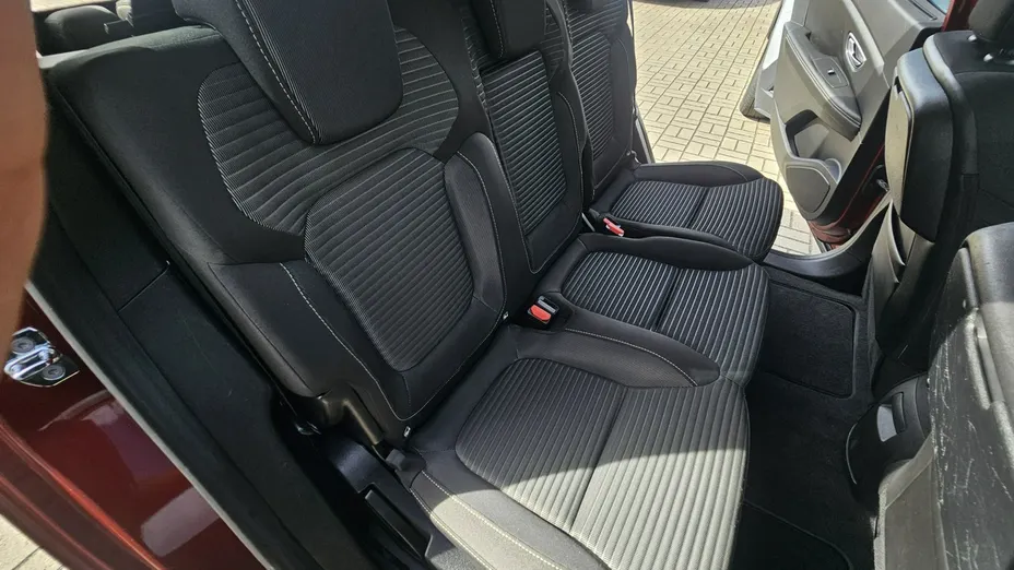 RENAULT Grand Scenic -