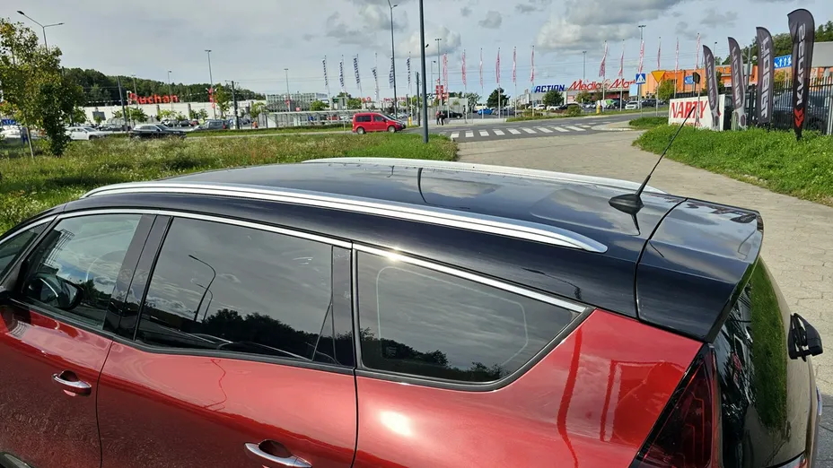 RENAULT Grand Scenic -